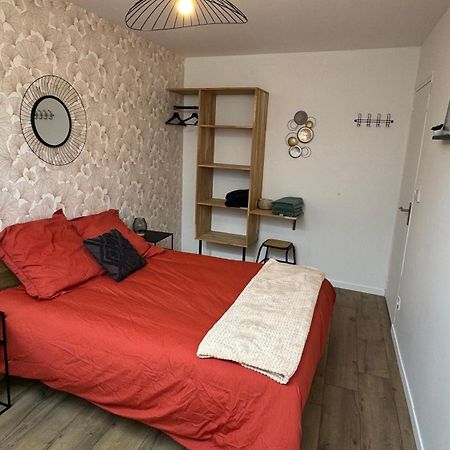 Petite Maison En Pierre Au Pied De La Voie Verte Ploërmel Εξωτερικό φωτογραφία